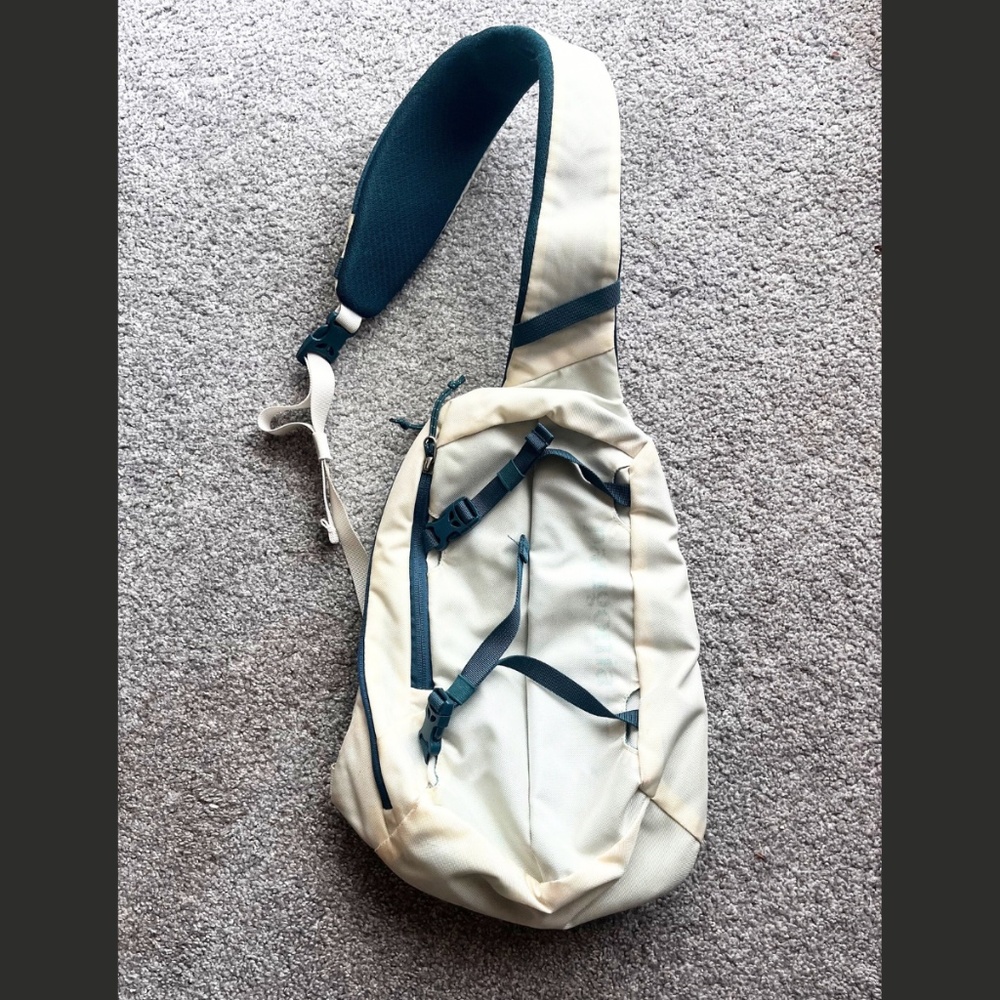 Patagonia Atom Sling Bag White and Teal